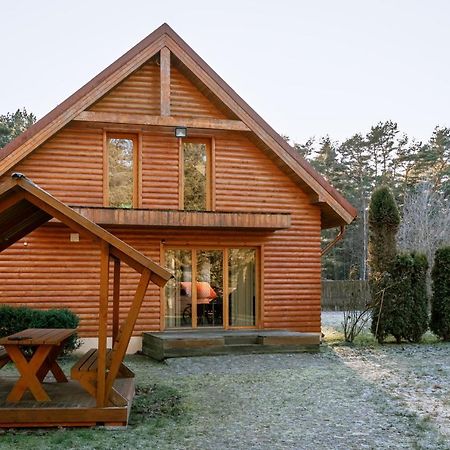 Bash Village House Ventspils Extérieur photo
