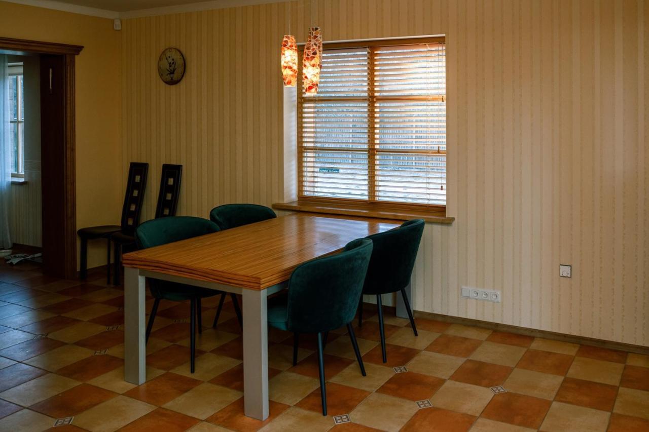 Bash Village House Ventspils Extérieur photo
